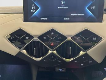 DS AUTOMOBILES DS 3 CROSSBACK E-TENSE 50kWh La Premiere Crossback 5dr Electric Auto (136 ps)