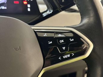 Volkswagen ID.3 Pro Performance 58kWh Family Hatchback 5dr Electric Auto (204 ps