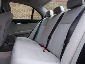 Mercedes-Benz C Class 1.6 C180K BlueEfficiency Sport Auto Euro 4 4dr