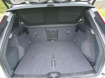 Volvo EX40 Single Motor Extended Range 78kWh Plus Auto 5dr