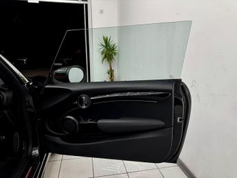 MINI Hatch 1.5 Cooper Sport Steptronic Euro 6 (s/s) 3dr