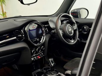 MINI Hatch 1.5 Cooper Sport Steptronic Euro 6 (s/s) 3dr