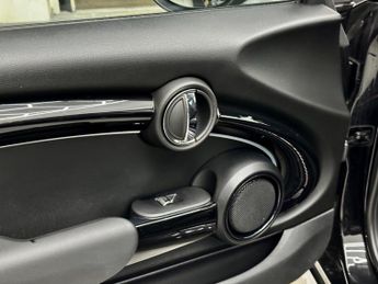 MINI Hatch 1.5 Cooper Sport Steptronic Euro 6 (s/s) 3dr