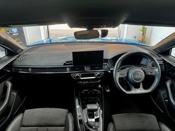 Audi A4 Avant 2.0 TFSI 35 Black Edition S Tronic Euro 6 (s/s) 5dr