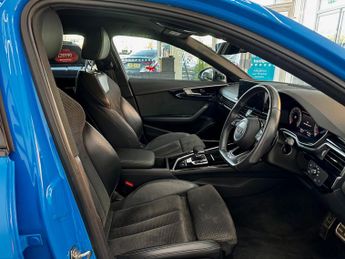 Audi A4 Avant 2.0 TFSI 35 Black Edition S Tronic Euro 6 (s/s) 5dr