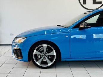 Audi A4 Avant 2.0 TFSI 35 Black Edition S Tronic Euro 6 (s/s) 5dr