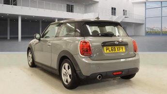 MINI Hatch 1.5 Cooper Classic Steptronic Euro 6 (s/s) 3dr