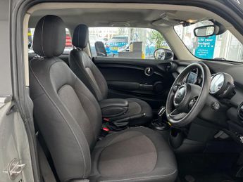 MINI Hatch 1.5 Cooper Classic Steptronic Euro 6 (s/s) 3dr