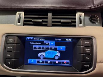 Land Rover Range Rover Evoque 2.2 SD4 Prestige Auto 4WD Euro 5 (s/s) 5dr