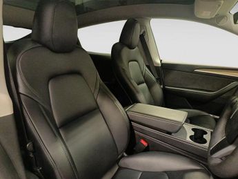 Tesla Model Y (Dual Motor) Long Range Auto 4WDE 5dr