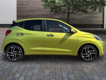 Hyundai i10 1.0 Premium 5dr Automatic