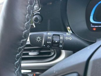 Hyundai i10 1.0 Premium 5dr Automatic