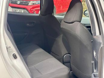 Toyota Yaris 1.5 VVT-h T4 CVT Euro 5 5dr