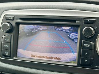 Toyota Yaris 1.5 VVT-h T4 CVT Euro 5 5dr