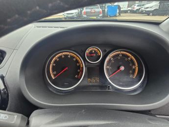 Vauxhall Corsa 1.4T 16V Black Edition Euro 5 (s/s) 5dr