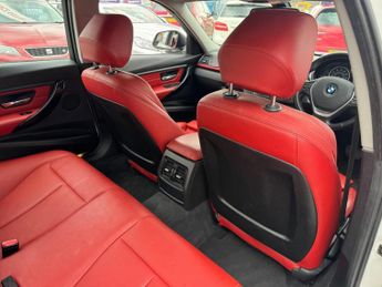 BMW 3 Series 2.0 320d Sport Auto Euro 5 (s/s) 4dr