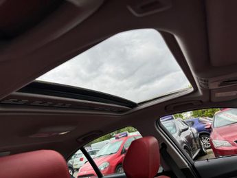 BMW 3 Series 2.0 320d Sport Auto Euro 5 (s/s) 4dr