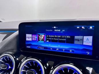 Mercedes-Benz B Class 1.3 B200h MHEV AMG Line (Executive) MPV 5dr Petrol Hybrid 7G-DCT