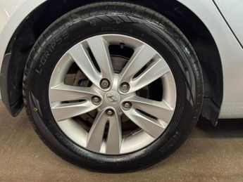 Hyundai ix20 1.6 Style Auto Euro 5 5dr