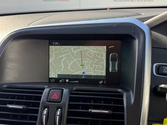 Volvo XC60 2.0 D4 SE Lux Nav Auto Euro 6 (s/s) 5dr