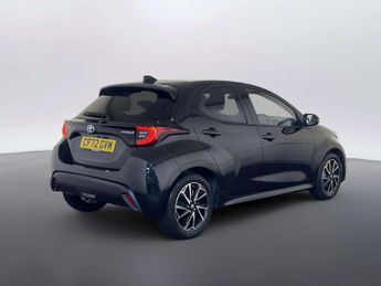 Toyota Yaris 1.5 VVT-h Design Hatchback 5dr Petrol Hybrid E-CVT Euro 6 (s/s) 