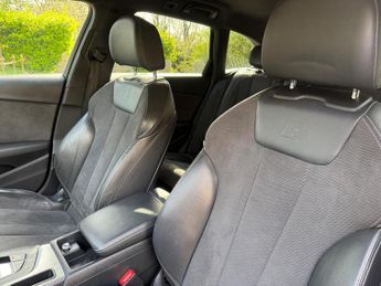 Audi A4 Avant 2.0 TDI S line S Tronic quattro Euro 6 (s/s) 5dr