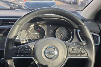Nissan Qashqai 1.3 DiG-T 160 [157] N-Connecta 5dr DCT Glass Roof