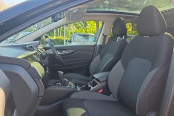 Nissan Qashqai 1.3 DiG-T 160 [157] N-Connecta 5dr DCT Glass Roof