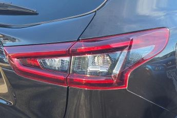 Nissan Qashqai 1.3 DiG-T 160 [157] N-Connecta 5dr DCT Glass Roof