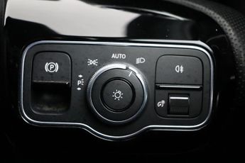 Mercedes-Benz A Class 1.3 A200 AMG Line (Executive) 7G-DCT Euro 6 (s/s) 4dr