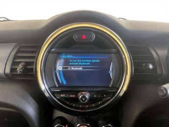 MINI Convertible 1.5 Cooper Convertible 2dr Petrol Manual Euro 6 (s/s) (136 ps)