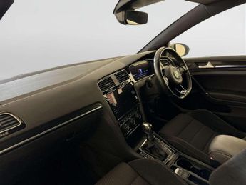 Volkswagen Golf 2.0 TSI R Hatchback 5dr Petrol DSG 4Motion Euro 6 (s/s) (300 ps)