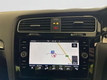 Volkswagen Golf 2.0 TSI R Hatchback 5dr Petrol DSG 4Motion Euro 6 (s/s) (300 ps)