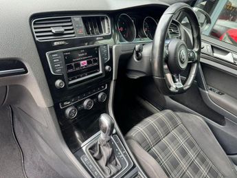VOLKSWAGEN GOLF 2.0 TDI BlueMotion Tech GTD Hatchback 5dr Diesel DSG Euro 6 (s/s