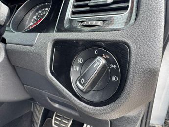 VOLKSWAGEN GOLF 2.0 TDI BlueMotion Tech GTD Hatchback 5dr Diesel DSG Euro 6 (s/s