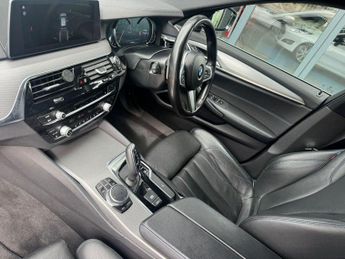 BMW 5 SERIES 2.0 520d M Sport Touring 5dr Diesel Auto xDrive Euro 6 (s/s) (19