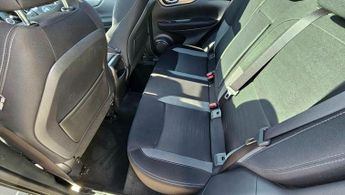 Nissan Qashqai 1.6 dCi N-Connecta XTRON Euro 6 (s/s) 5dr