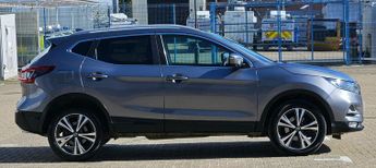 Nissan Qashqai 1.6 dCi N-Connecta XTRON Euro 6 (s/s) 5dr