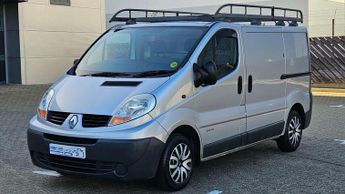 Renault Trafic 2.0 TD dCi SL27 L1 H1 4dr