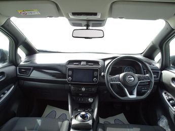 Nissan Leaf 39kWh N-Connecta Auto 5dr