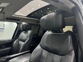 Land Rover Range Rover 3.0 P400 MHEV Autobiography SUV 5dr Petrol Auto 4WD Euro 6 (s/s)
