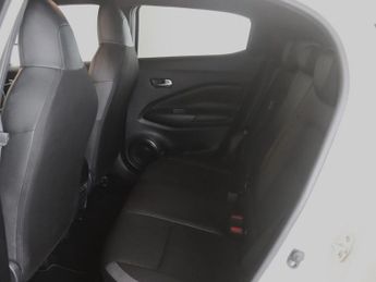 Nissan Juke 1.0 DIG-T N-Connecta Euro 6 (s/s) 5dr