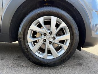 Hyundai TUCSON 1.6 T-GDi SE Nav DCT Euro 6 (s/s) 5dr