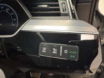 Audi Q8 e-tron 50 S line Sportback Auto quattro 5dr 95kWh (11kW Charger)