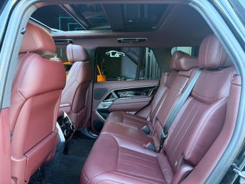 Land Rover Range Rover 3.0 D300 MHEV SE Auto 4WD Euro 6 (s/s) 5dr