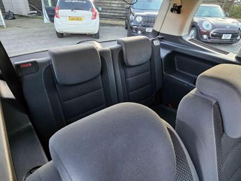Volkswagen Touran 1.6 TDI SE Euro 5 5dr