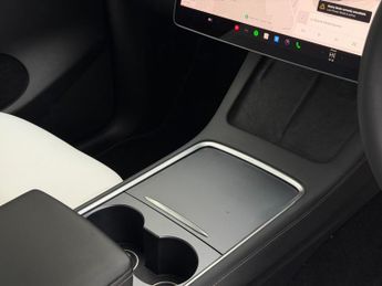 Tesla Model Y (Dual Motor) Performance Auto 4WDE 5dr