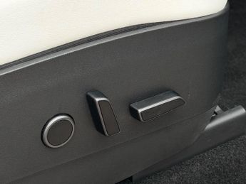 Tesla Model Y (Dual Motor) Performance Auto 4WDE 5dr