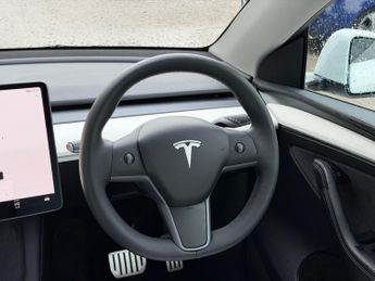 Tesla Model Y (Dual Motor) Performance Auto 4WDE 5dr
