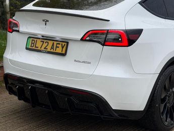 Tesla Model Y (Dual Motor) Performance Auto 4WDE 5dr